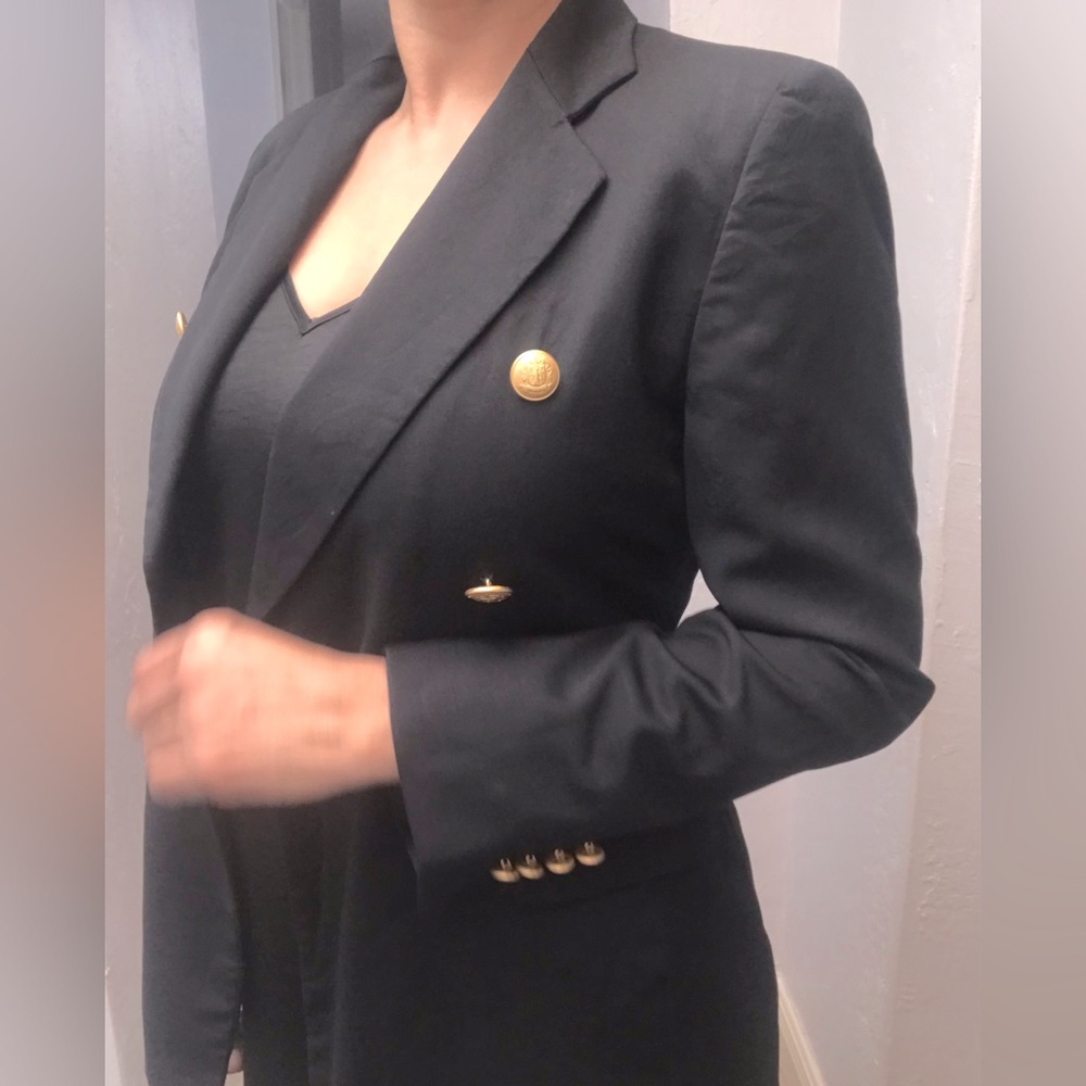 Antonio Fusco Milano vintage blazer, size aprox 10 (not visible), color: black.